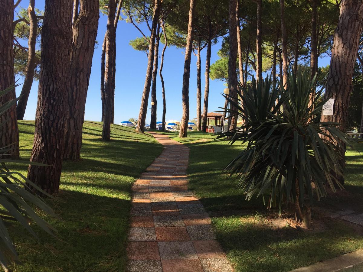 Hotel Beau Rivage Pineta Lido di Jesolo Exterior photo